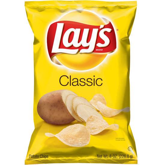 Order Lay's Classic Potato Chips (2.75 oz) food online from Gilligan Retail store, Prescott on bringmethat.com