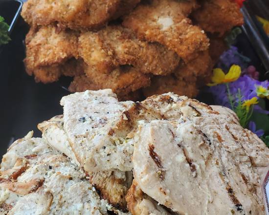 Order Grilled or Fried Chicken Cutlets (1 LB) food online from Long Island Bagel Cafe store, Bellmore on bringmethat.com