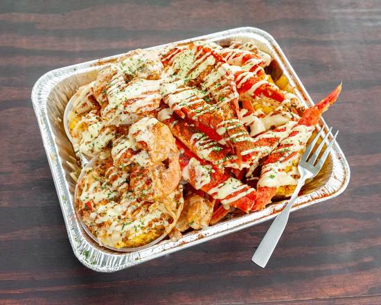 Order Q's Crackin' King Crab Platter food online from Q Crackin Crab store, Cocoa Beach on bringmethat.com