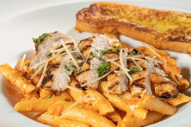 Order GRILLED CHICKEN PASTA (Full Portion) food online from Glory Days Grill store, Apex on bringmethat.com