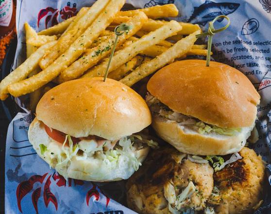 Order Chicken Sliders(3 pcs) food online from Crab Du Jour store, Wilson on bringmethat.com