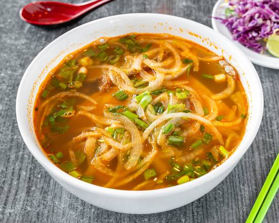 Order Spicy Beef Noodle Soup food online from Pho Bistreaux - Harahan store, New Orleans on bringmethat.com