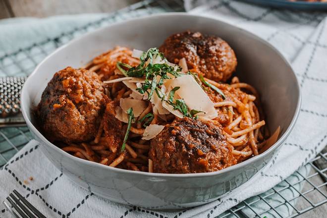 Order SPAGHETTI & MEATBALLS food online from Old Chicago store, Beaverton on bringmethat.com