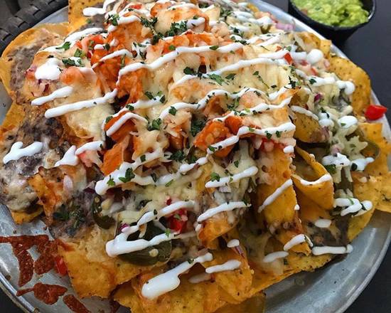 Order Chicken Nachos for Two food online from Kirkwood Bar & Grill store, Chicago on bringmethat.com