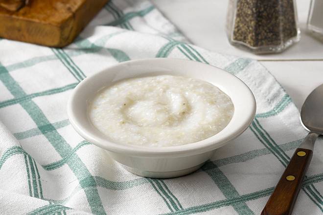 Order Coarse Ground Grits food online from Cracker Barrel Old Country Store store, Somerset on bringmethat.com