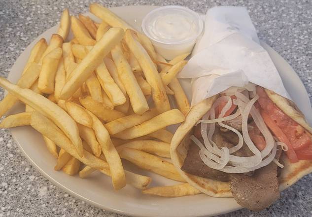 Order Gyro Platter food online from Fleetwood diner store, Ann Arbor on bringmethat.com
