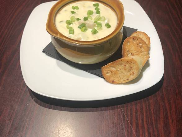 Order Chicken Corn Chowder food online from Blackthorn Restaurant & Irish Pub store, New Brunswick on bringmethat.com