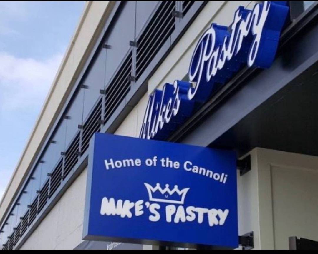 Order Mike's Pastry Menu Delivery【Menu & Prices】 Boston Uber Eats