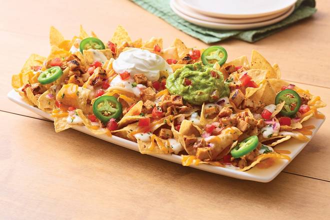 Order Neighborhood Nachos Chipotle Lime Chicken food online from Applebee store, East Norriton on bringmethat.com