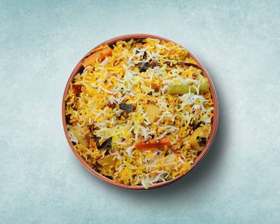 Order Aromatic Vegetable Biryani  food online from Veggie Mania store, Charlotte on bringmethat.com