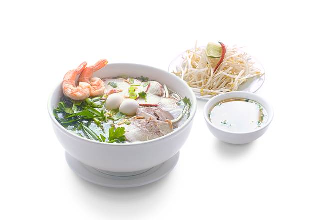 Order Hu Tieu Nam Vang (kho/nuoc) food online from Pho Hai Duong store, Annandale on bringmethat.com