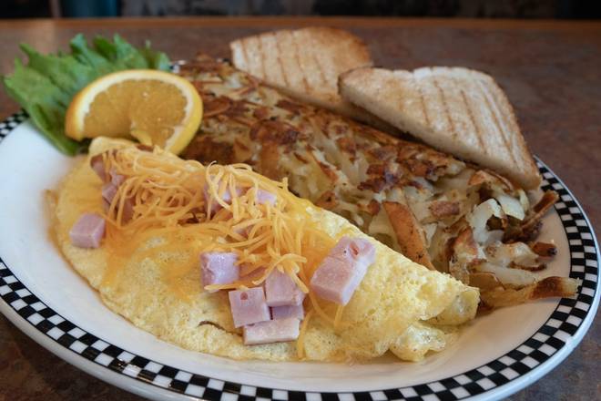 Order Ham & Cheese Omelette food online from Black Bear Diner store, Rohnert Park on bringmethat.com