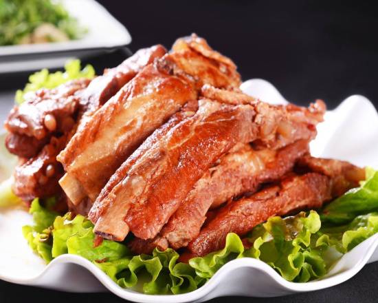Order 手撕大排 Braised Pork Spare Ribs food online from Min Chef store, Tustin on bringmethat.com