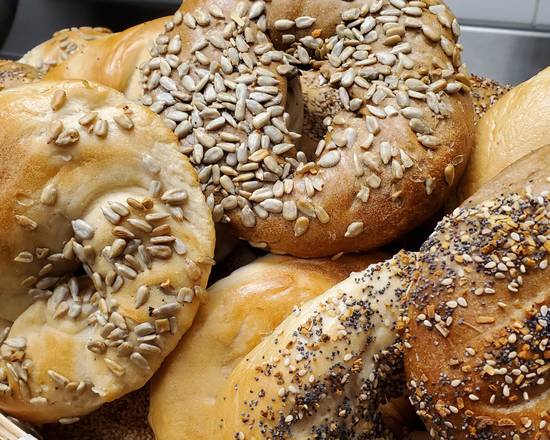 Order Flats food online from Long Island Bagel Cafe store, Bellmore on bringmethat.com