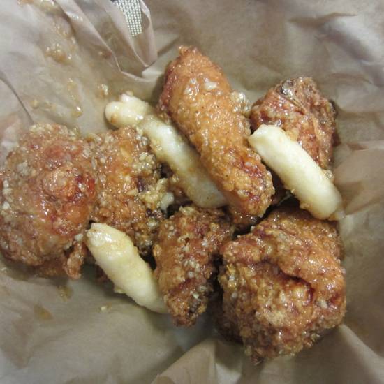 Order Garlic Soy Chicken food online from Kitchen Sooda store, Los Angeles on bringmethat.com