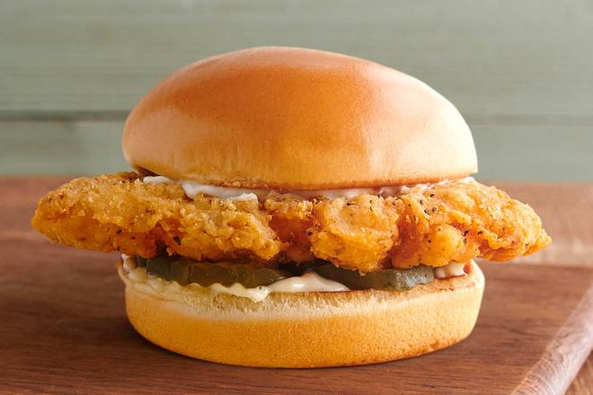 Order Classic Fried Chicken Sandwich food online from Farmer Boys store, Tulare on bringmethat.com