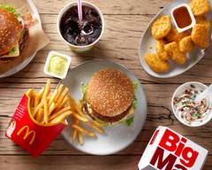 McDonald's (Castelo Branco Drive)