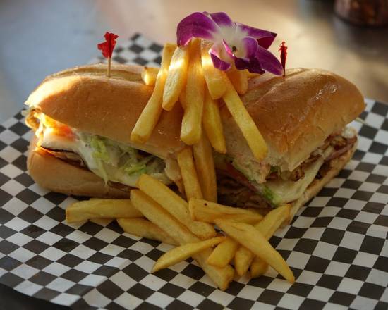 Order The Chef's Sandwich (El Sandwich Del Chef) food online from La Papa Loca On The Run store, Miami on bringmethat.com