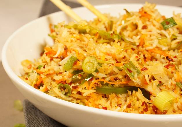 Order Burnt Garlic Chili Fried Rice food online from Inchin Bamboo Garden store, Nashville on bringmethat.com