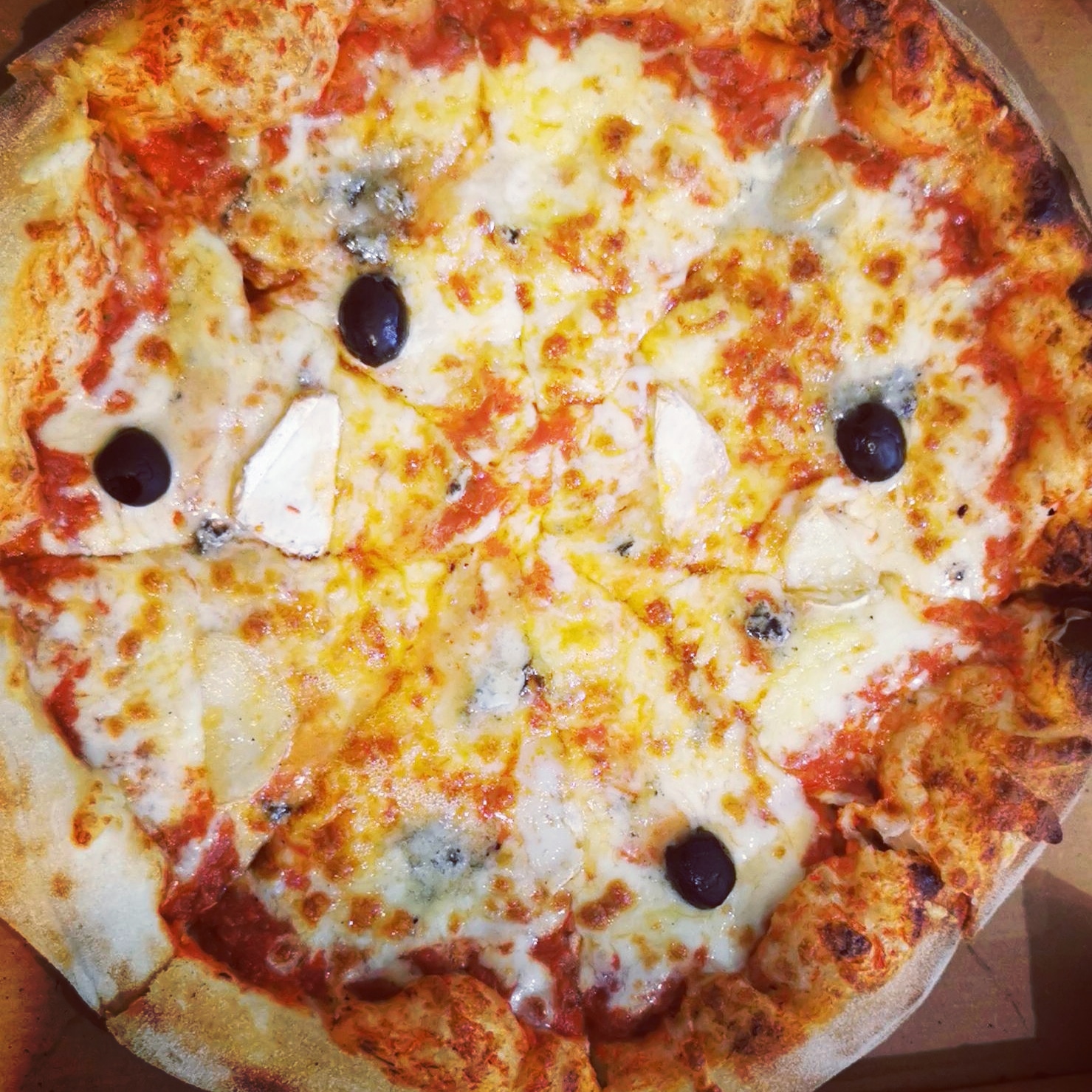 Pizza 4 fromages