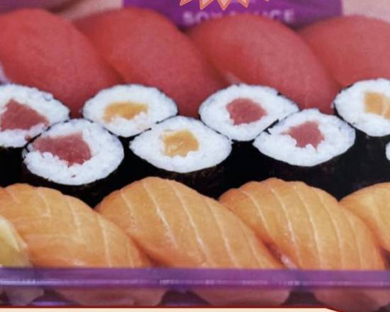 Order Market Nigiri Combo food online from Golden Sushi Li store, San Ramon on bringmethat.com