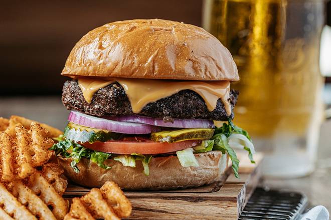 Order Party Pack All American Cheeseburgers food online from Logan Roadhouse store, Nashville on bringmethat.com
