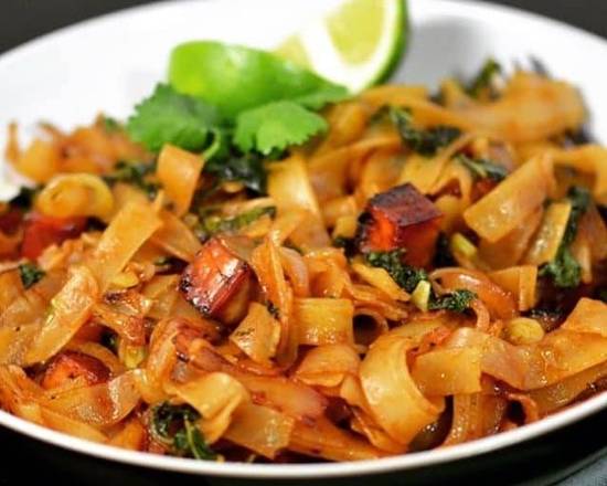 Order (SPICY) Drunken Noodle food online from Zabb Thai Kitchen store, Clarkstown on bringmethat.com