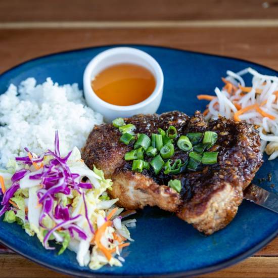 Order Lemongrass Chicken food online from Gingergrass store, Los Angeles on bringmethat.com