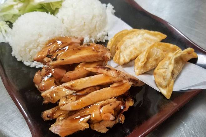 Order Chicken & Gyoza (4 pcs) food online from Koko's store, Dupont on bringmethat.com