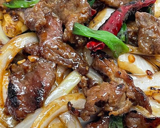 Order Mongolian Beef food online from Lee's BBQ + Boba store, Cudahy on bringmethat.com