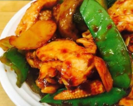 Order Chicken with Garlic Sauce food online from China Wok store, Boca Raton on bringmethat.com