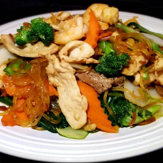 Order K2. Clear Noodle Stir Fried Combo food online from Saigon Noodle & Grill store, Orlando on bringmethat.com