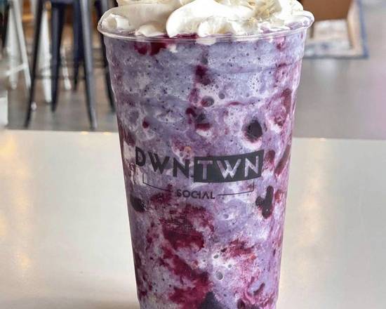 Order Blueberry Cheesecake (16 oz) food online from Dwntwn Social store, Tampa on bringmethat.com