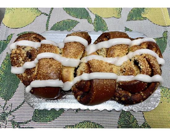 Order Cinnamon Crown Coffee Cake food online from Byen Bakeri store, Seattle on bringmethat.com