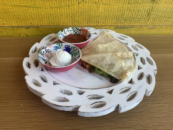 Order Vegetarian Quesadilla food online from El Jefe's Taqueria store, STATE COLLEGE on bringmethat.com