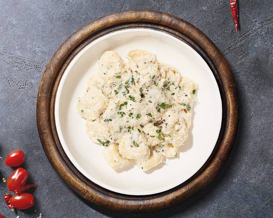Order Tortellini Alfredo  food online from Late Cravings store, Brentwood on bringmethat.com