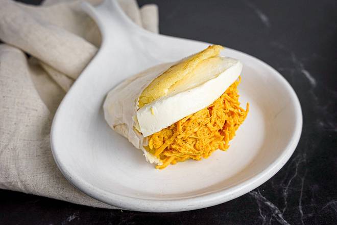 Order Arepa con Pollo mechado y queso food online from Sabor Venezolano Kendall store, Miami on bringmethat.com