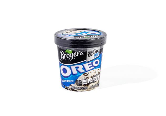 Order Bryers Oreo Cookie Pint food online from Wawa store, Downingtown on bringmethat.com
