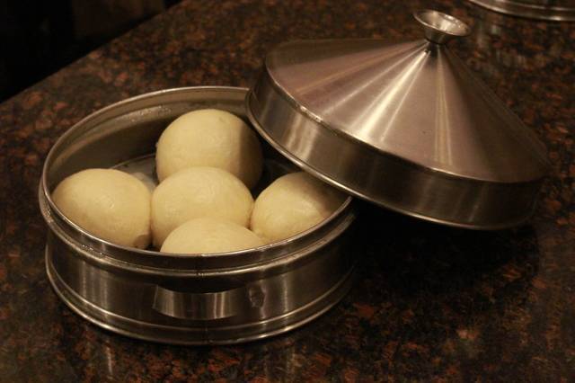 Order Red Bean Bun (1 pc) food online from 88 Baobao store, Castro Valley on bringmethat.com