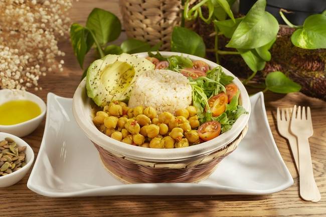Order Curry Chickpea Bowl food online from Roots Juice Bar store, Miami on bringmethat.com