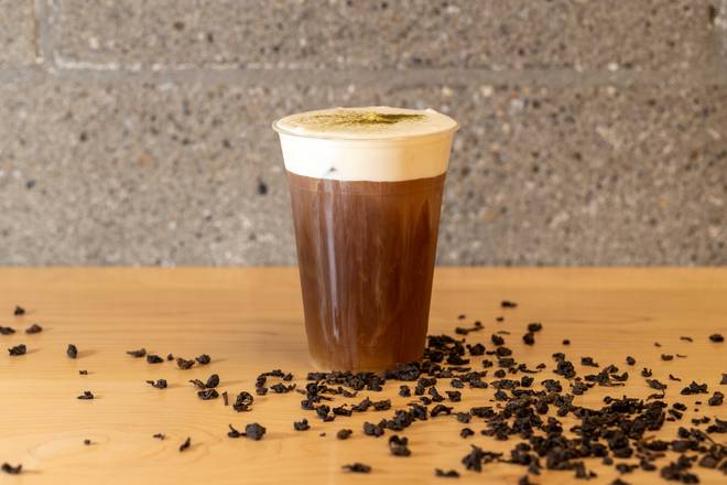 Order Charcoal Oolong Milk Cap Tea 炭烧乌龙奶盖茶 food online from One Plus store, Berkeley on bringmethat.com