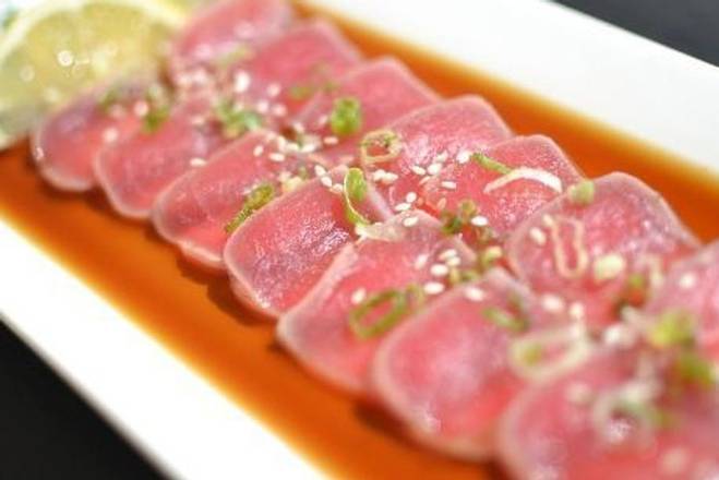 Order Tuna Tataki Appetizer food online from Miyuki Sushi store, Boston on bringmethat.com