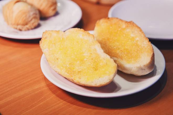 九龍冰室 Kowloon Cafe
