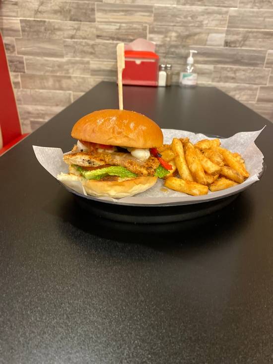 Order Caprese Chicken Sandwich food online from Habeeb Grill By Pita Grill And Creperie store, Franklin on bringmethat.com