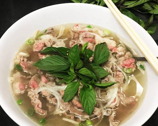Order Beef Noodle Soup food online from Thai 1 Kitchen store, Costa Mesa on bringmethat.com