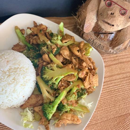 Order GARLIC CHICKEN food online from Pho Sho Fusion House store, Porterville on bringmethat.com