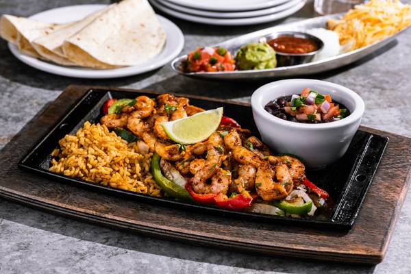 Order Shrimp Fajitas food online from Chili's store, Tarpon Springs on bringmethat.com