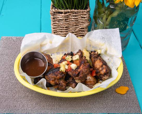 Order Sweet Chili Tamarind Wings food online from Stella's store, New York on bringmethat.com