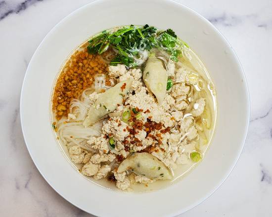 Order Chicken Noodle Soup food online from Thai Dish Restaurant store, Boston on bringmethat.com