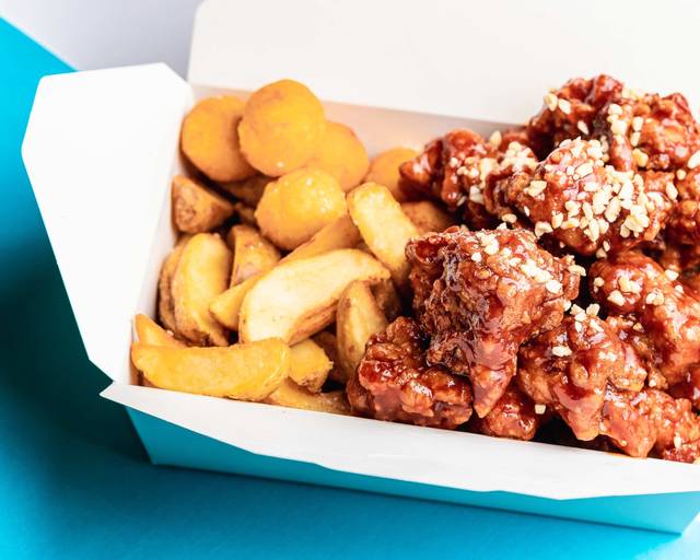 韓国屋台 Momoチキン 東陽町店 Korean Chicken Momo Chicken In Toyochoの宅配 出前 デリバリーを注文 テイクアウトメニューと値段 ウーバーイーツ
